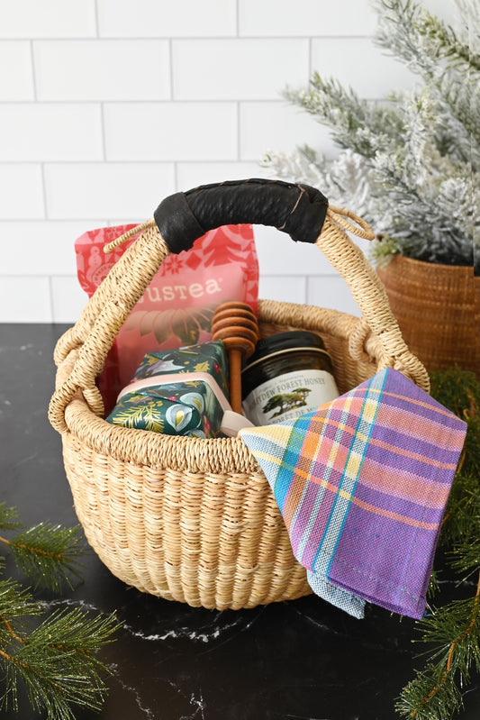 Natural Baby Bolga Basket with Leather Handle