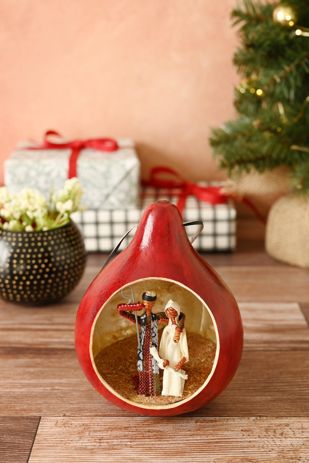 African Calabash Gourd Nestled Nativity Scene Ornament