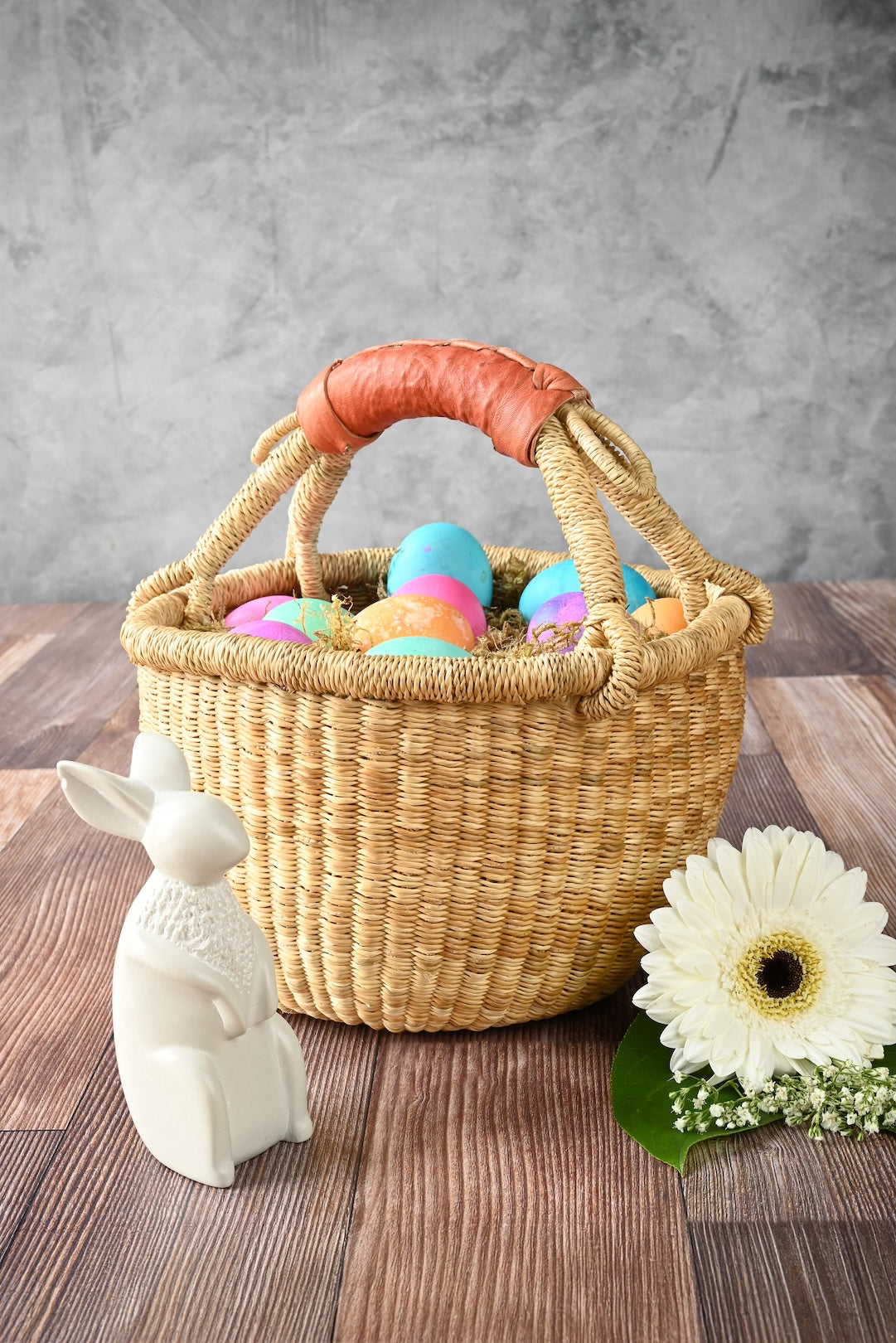 Natural Baby Bolga Basket with Leather Handle