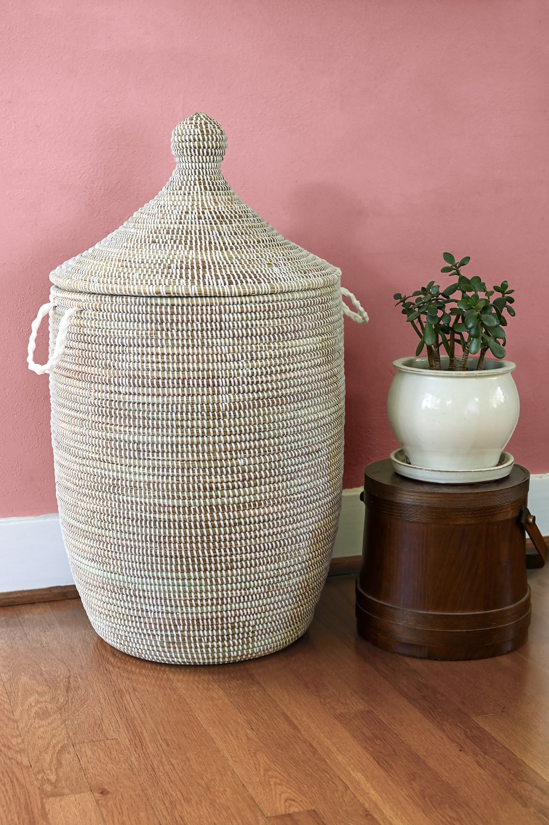 Laurel White Hamper Basket with Lid