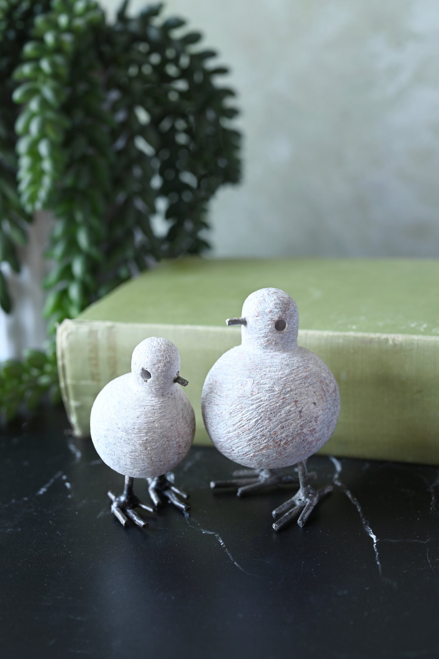 Tiny Textured Springstone Chickadee [Choose from 2 Sizes]